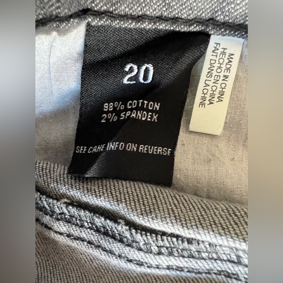 NWT 2/$15!! high quality plus sized stretch jeans - Picture 9 of 14
